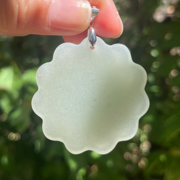 Sterling silver‎ 925 stamped xiuyu jade flower pendant - Picture 5 of 7